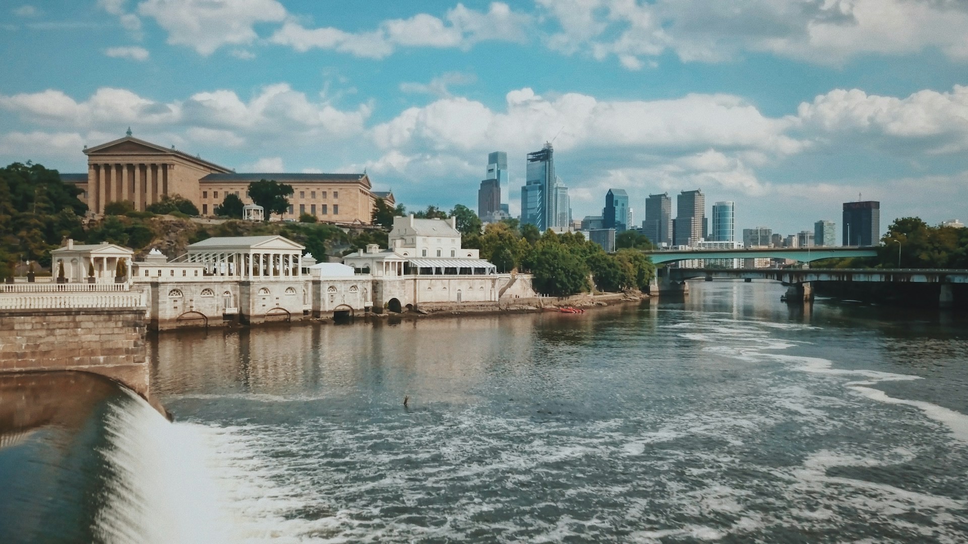 Best Food Markets, History and Culture Near Lincoln Financial Field