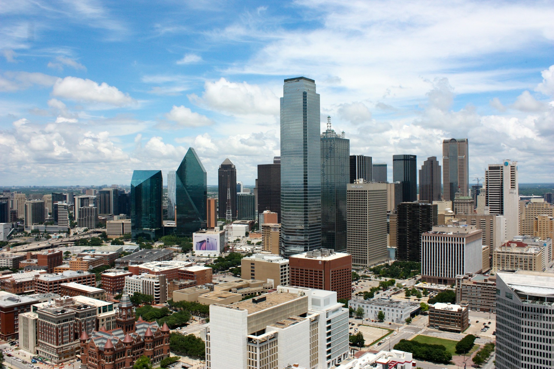 Best BBQ, Culture and Things to Do Near AT&T Stadium, Dallas
